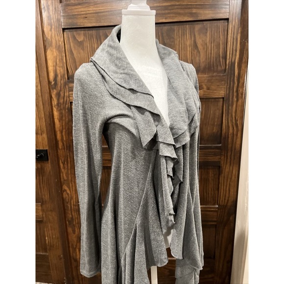 Gramercy 22 Womens Gray Tank Ruffle Cardigan Size S - Picture 2 of 9